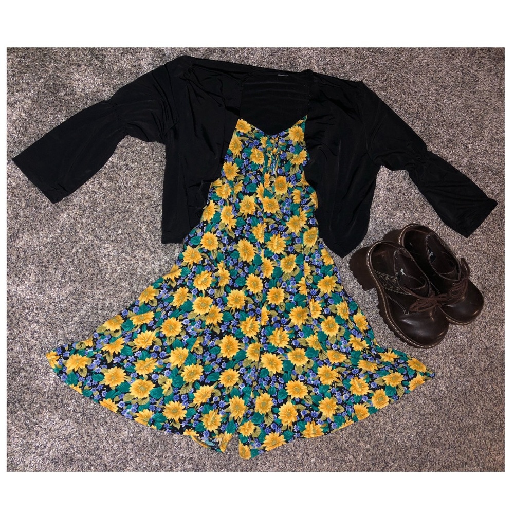Bell sleeve bolero jacket